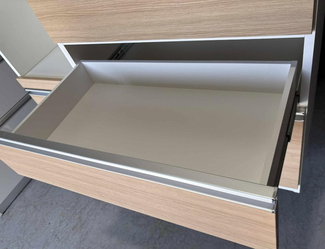 K MATSUDA 松田家具キッチンボード、食器棚、幅117cm Used