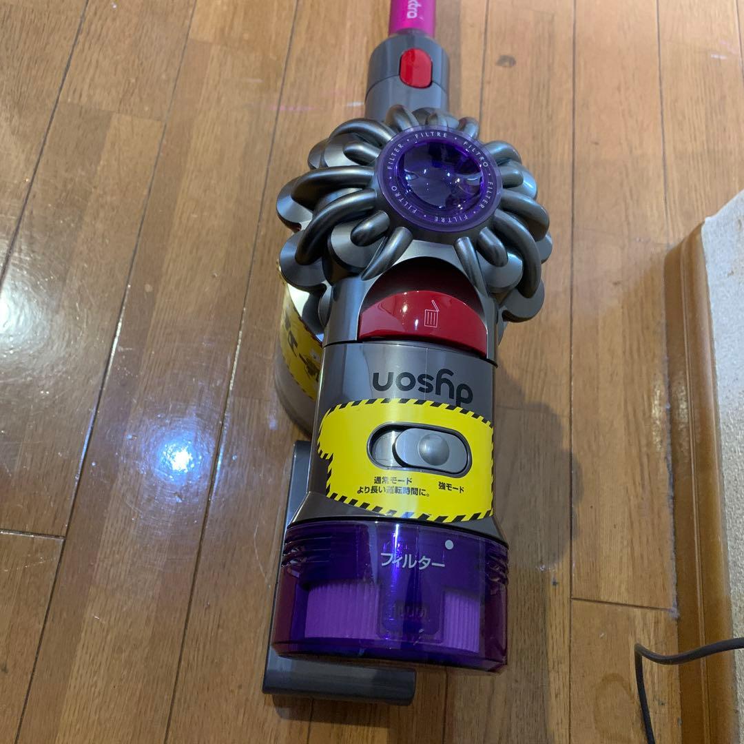 ダイソン　v8 slim fluffy extra 掃除機　クリーン　Dyson