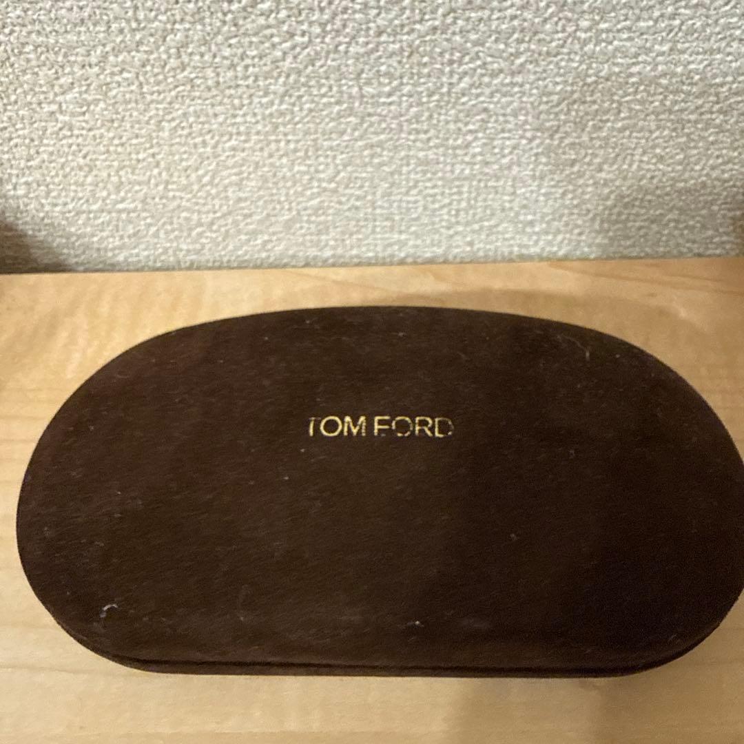TOM FORD メガネTF5725-D-B-N 001 48サイズ ケース付き