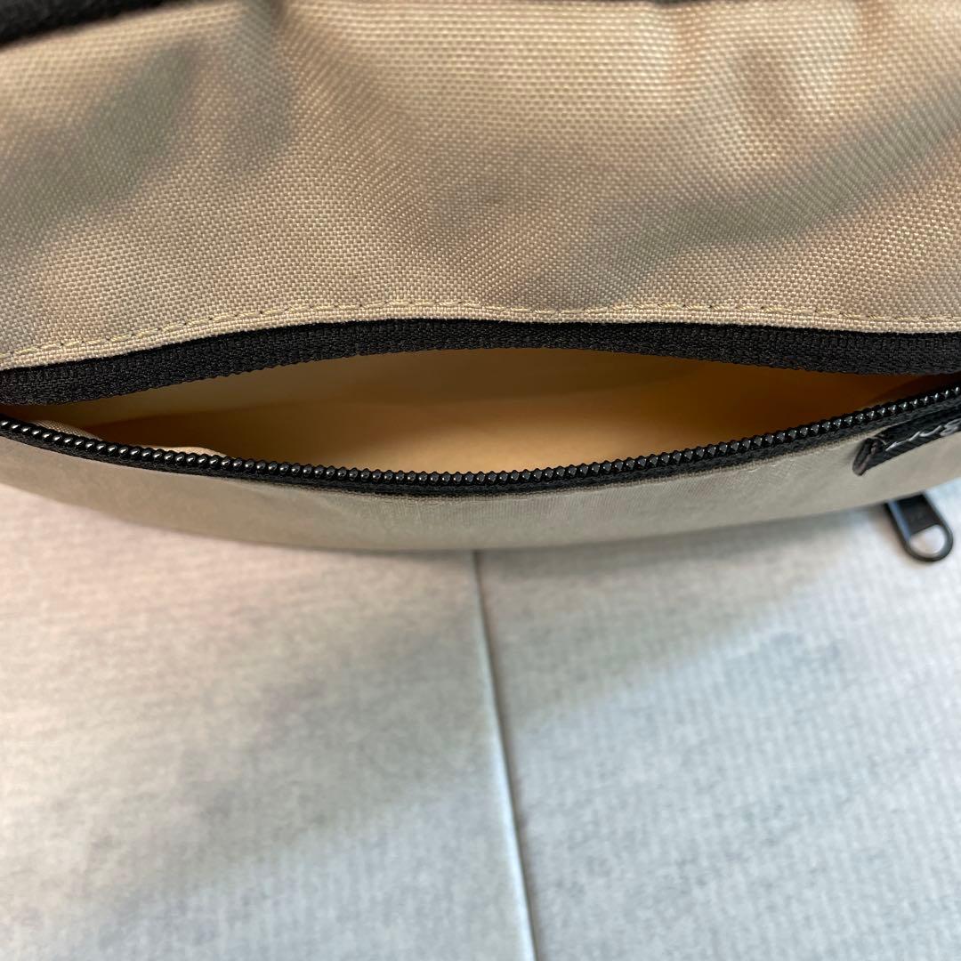 Hugoo ヒップシート ベージュ