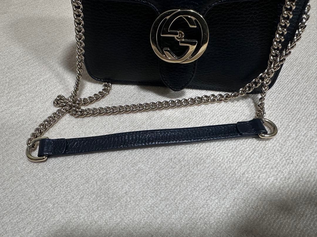 GUCCI インターロッキング ブラック ショルダーバッグ