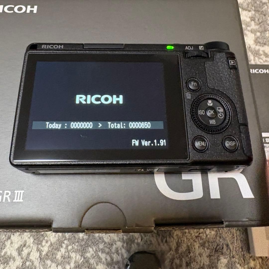 【極美品】シャッター数650 RICOH GR III