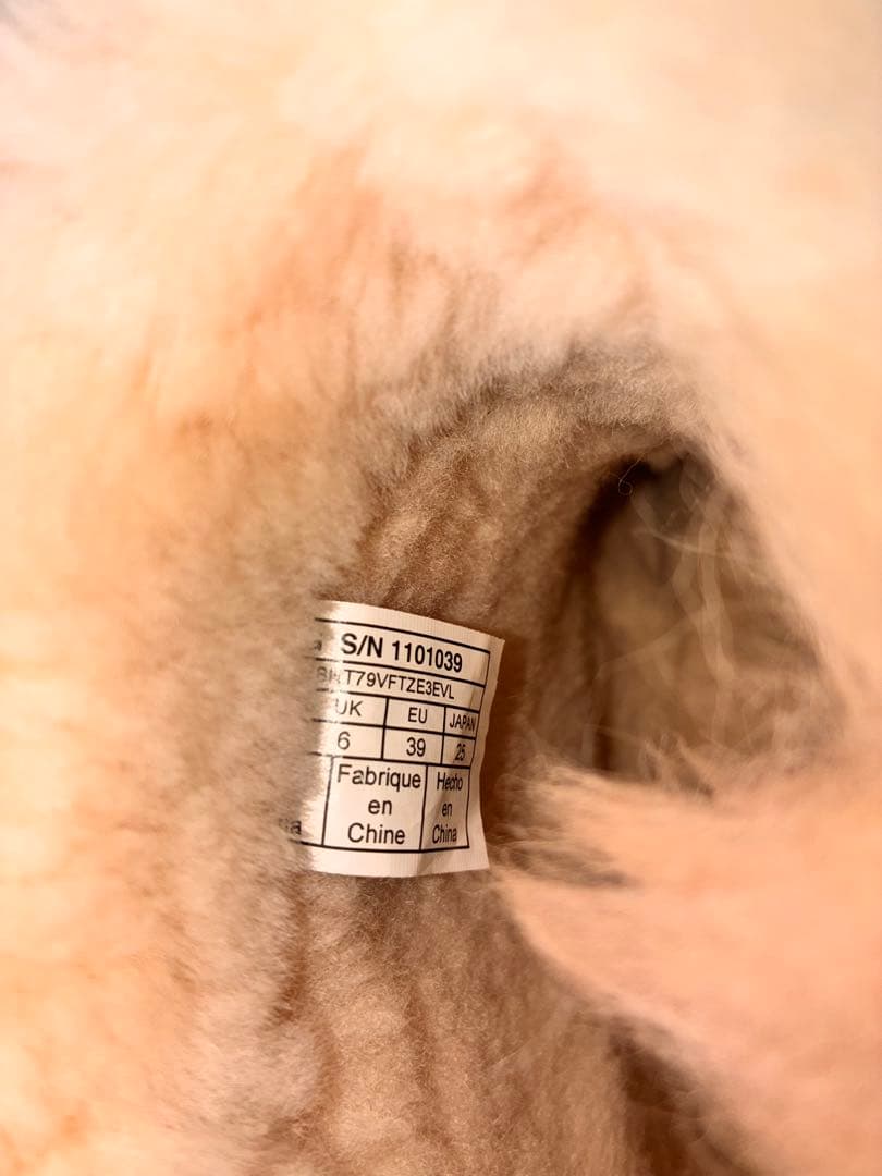 靴 UGG classic mini wisp 25cm