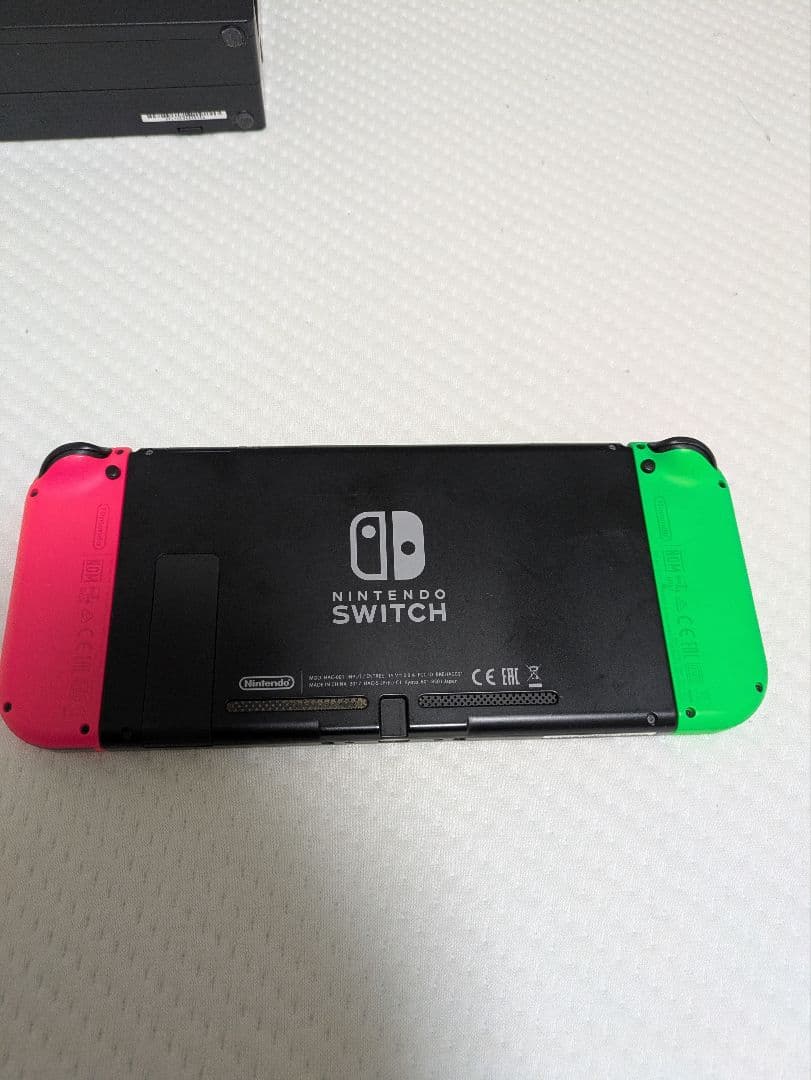 Nintendo Switch 本体 グリーン/ピンク（その他周辺機器）