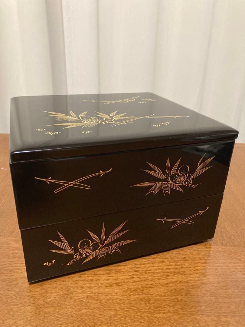 未使用新品 輪島塗 沈金彫 二段 重箱 松竹梅 桐箱付 漆塗り 金箔装飾 お正月