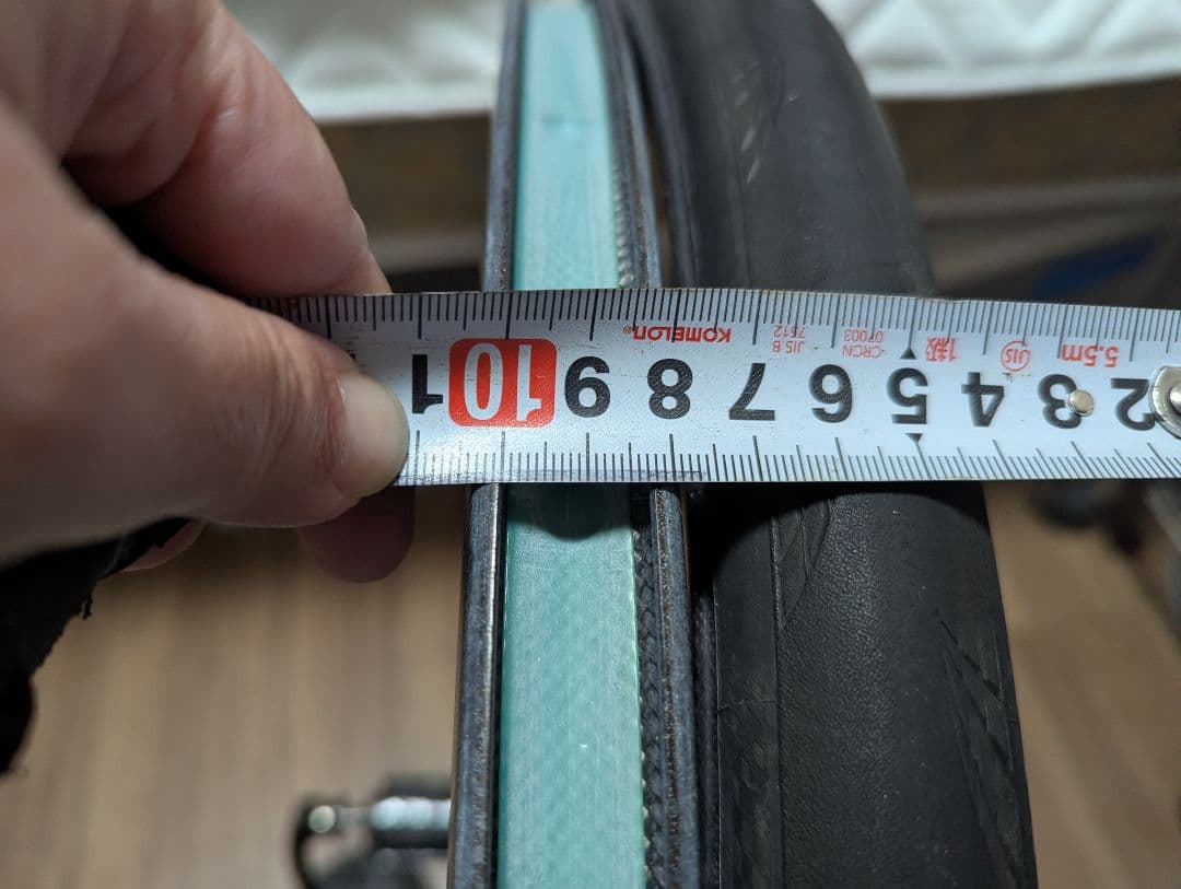 ZIPP 303 クリンチャータイヤ 2本セット（週末まで限定値下げ）