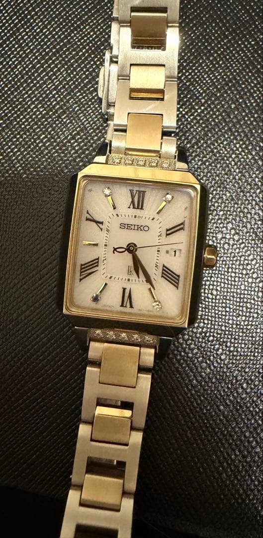 SEIKO LUKIA腕時計