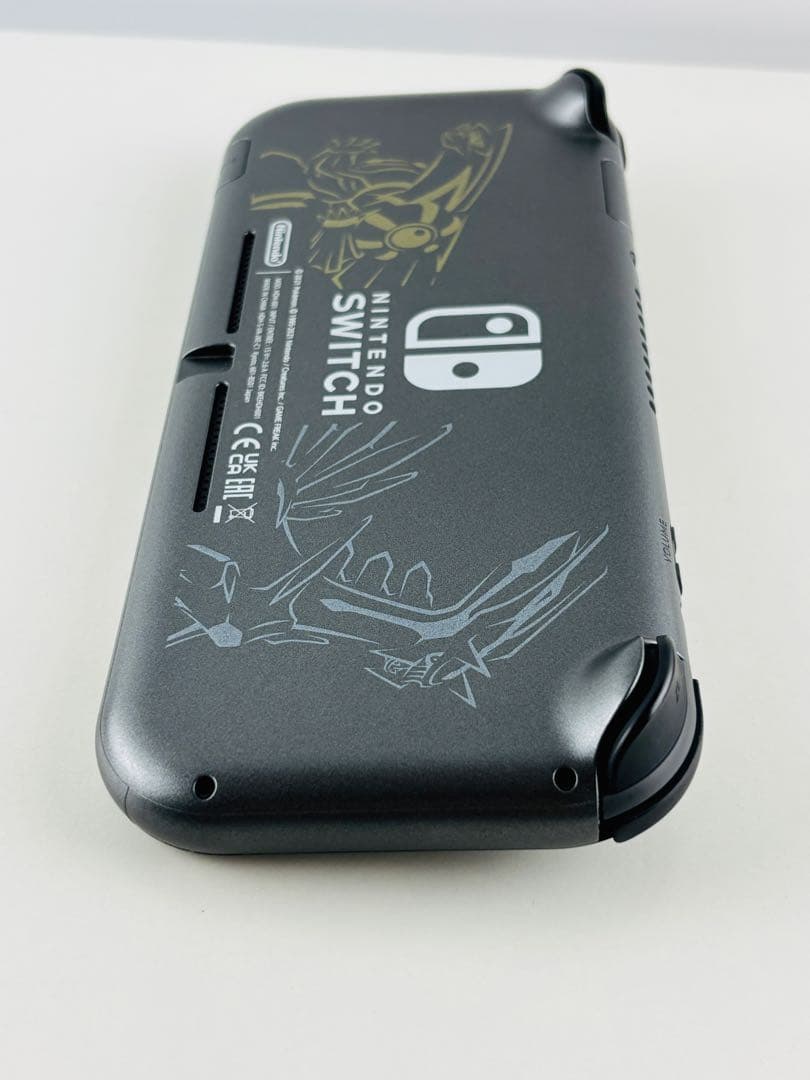 ほぼ新品 ニンテンドー スイッチ ライト ディアルガ パルキア 本体 lite