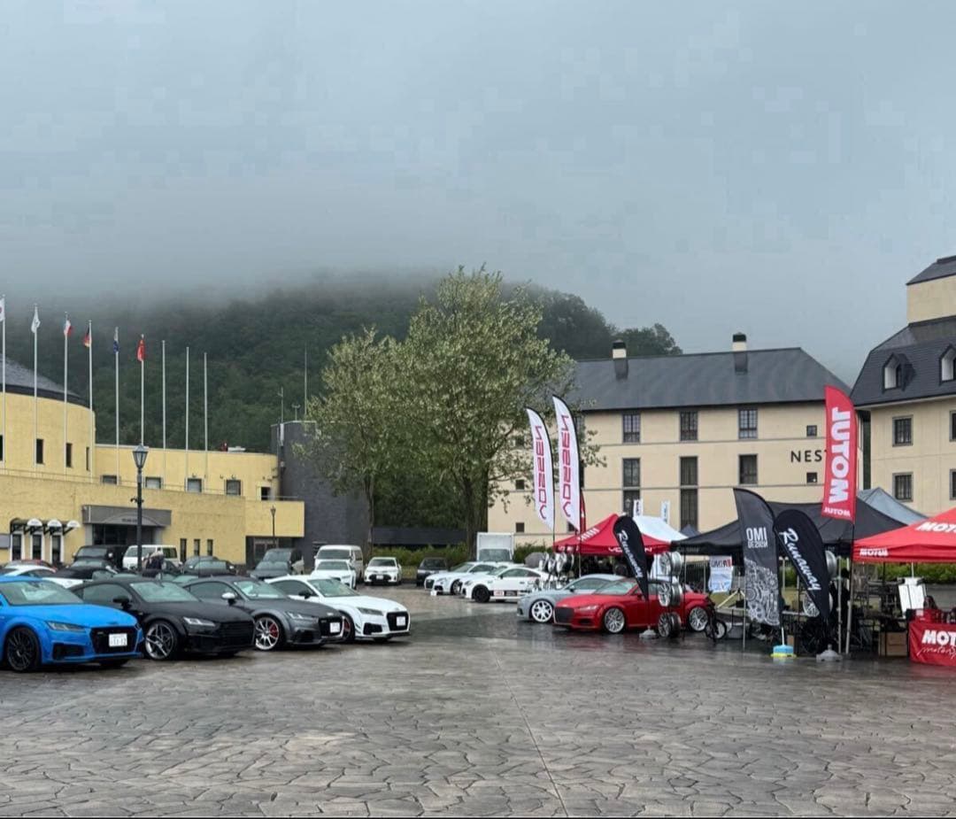 数量限定、AUDI TT（8S）専用モニターステー