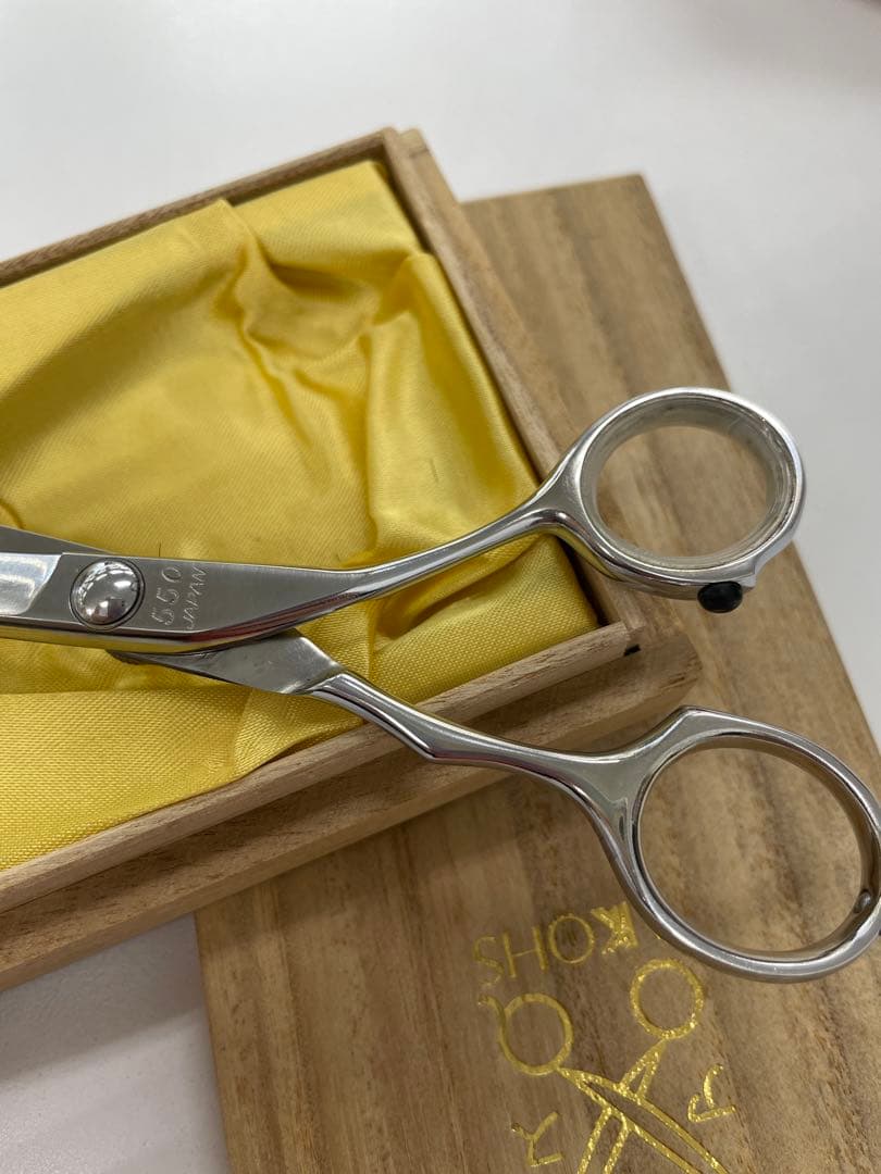 美容師用はさみ　アコス　使用頻度が少ない