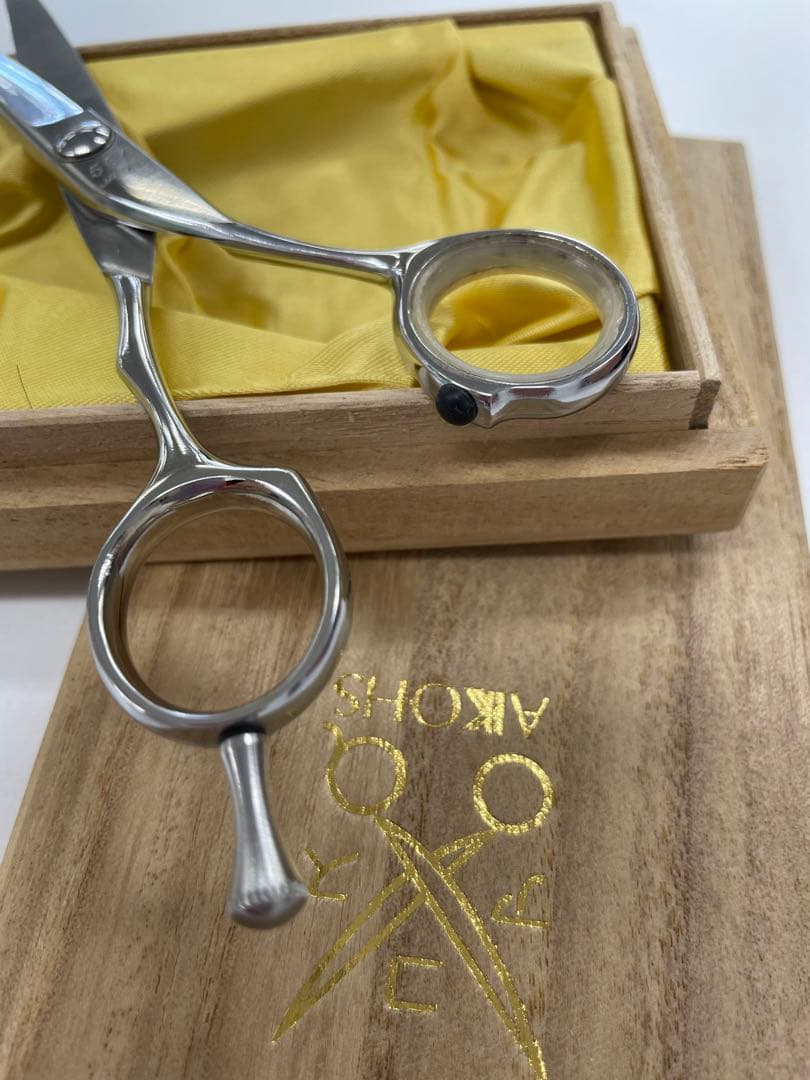 美容師用はさみ　アコス　使用頻度が少ない