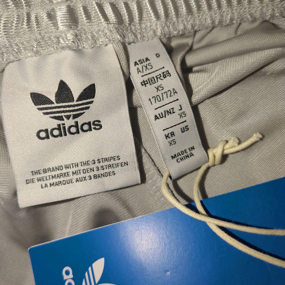 【XS】アディダス シーズン 2 メガブレイク ハーフパンツ 男女兼用✨新品✨
