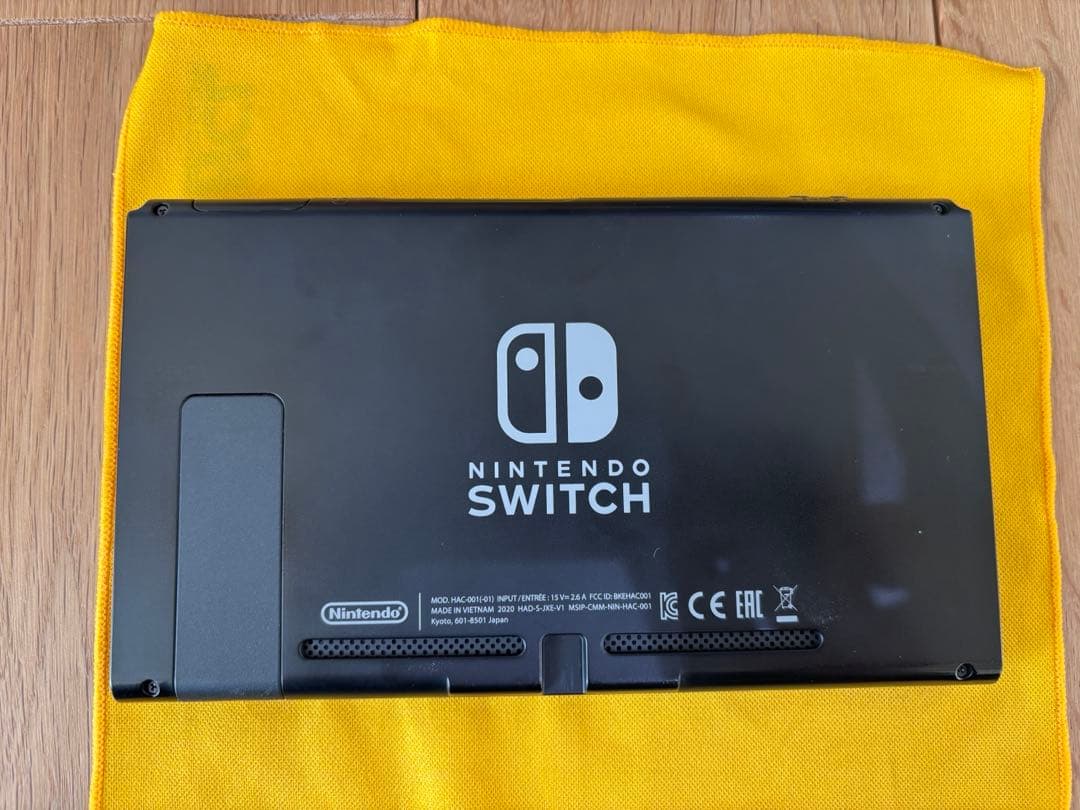 任天堂　Switch ネオンブルー　バッテリー強化版