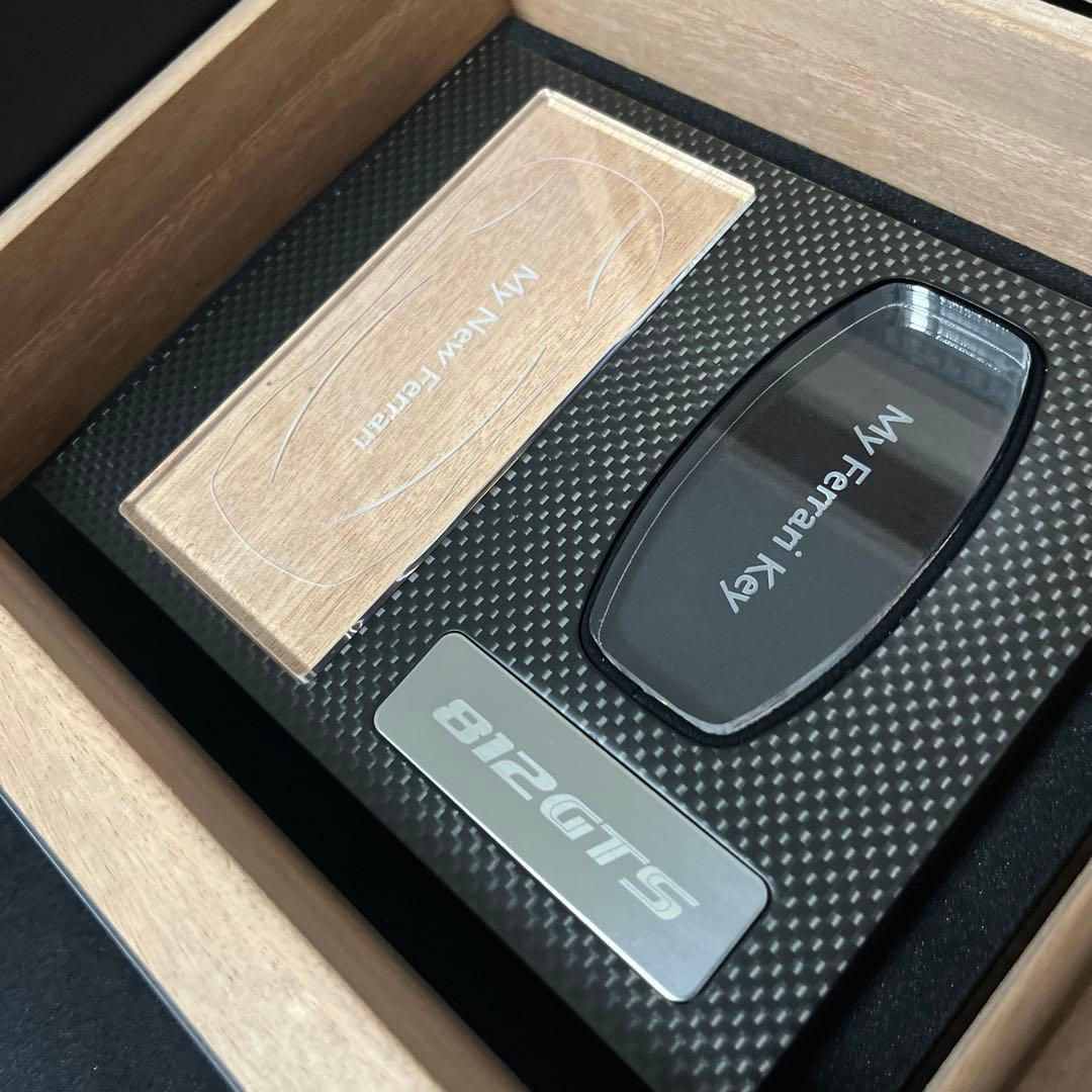 フェラーリ　812GTS　オーナー限定　ミニカー　キーボックス