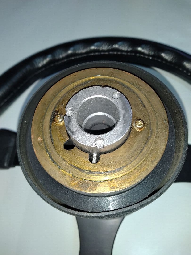 【限定セール　☆希少☆】momoステアリング