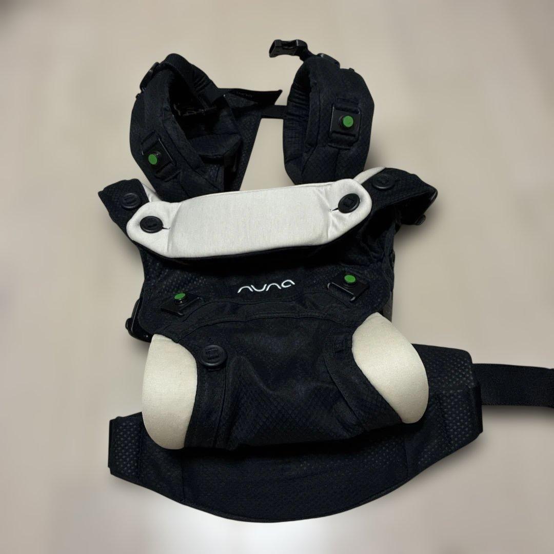 NUNA cudl clik 抱っこひも　キャビア　ヌナカドルクリック