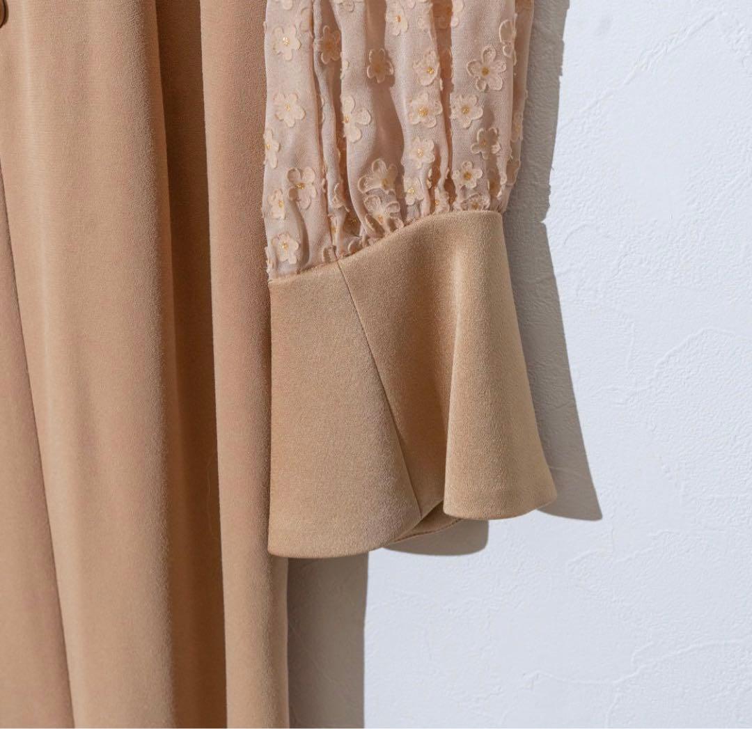 mame マメ　クロゴウチ　フラワープリントスリーブドレス