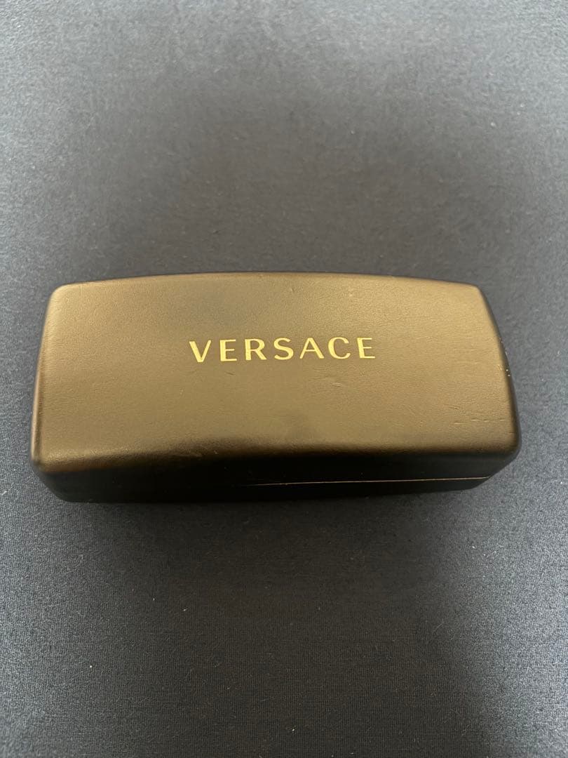 VERSACE（ヴェルサーチェ）サングラス　ブラックメデューサ