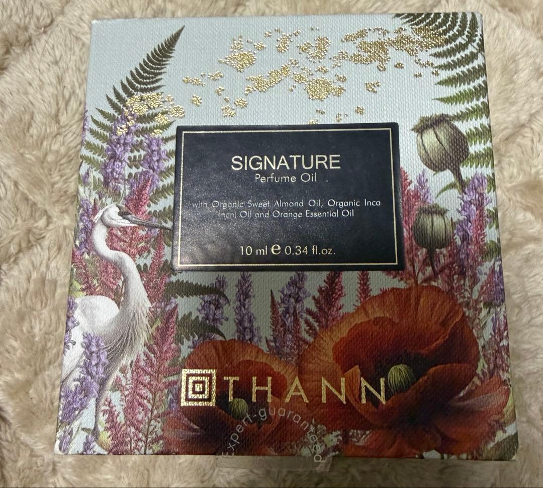 タン　シグネチャー　パフュームオイル