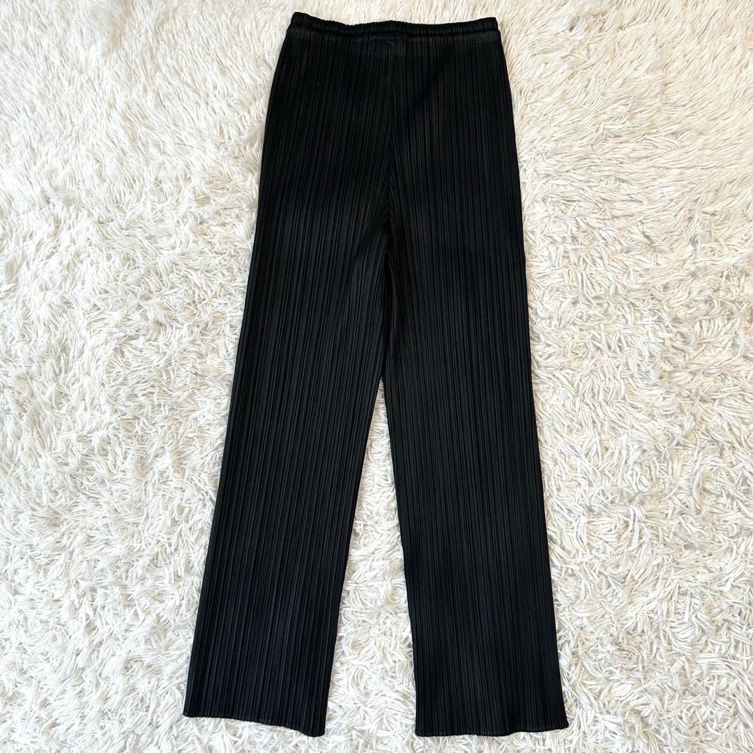 プリーツプリーズ パンツ イッセイミヤケ ブラック