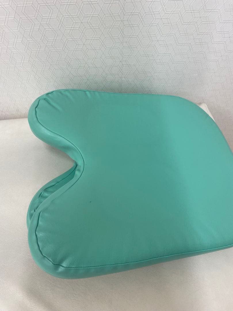 高田ベッド ジェルフェイス　フェイス枕 TB-77-63　胸マット