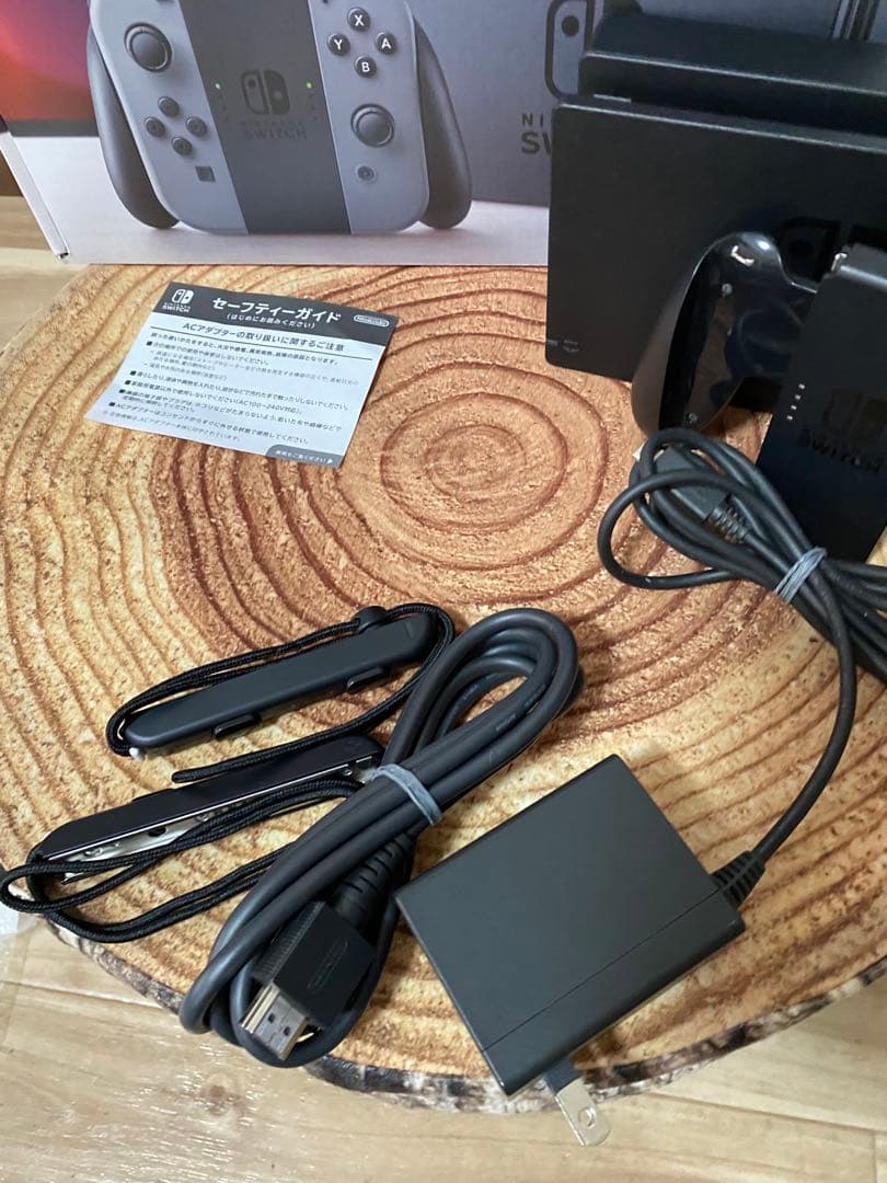 Nintendo Switch ニンテンドースイッチ本体　グレー ⑦