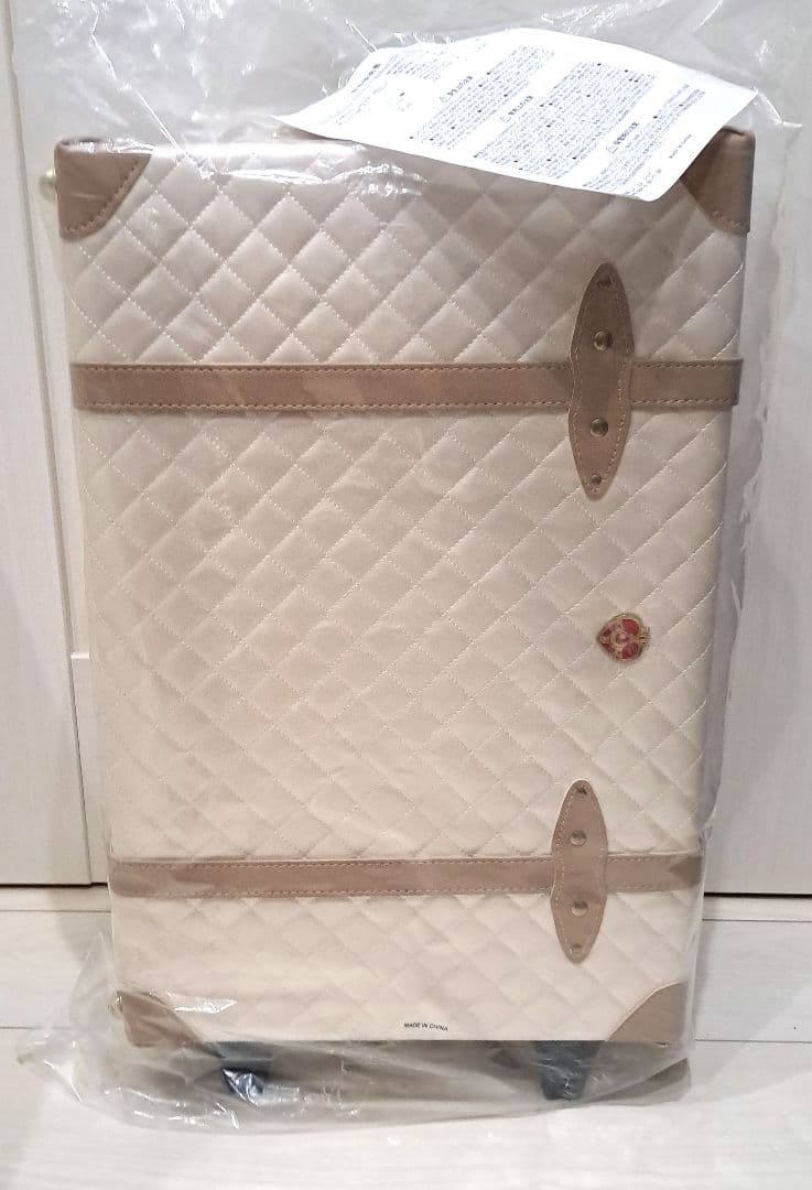 【新品未開封】セーラームーン　USJ限定　完売品　キャリーケース