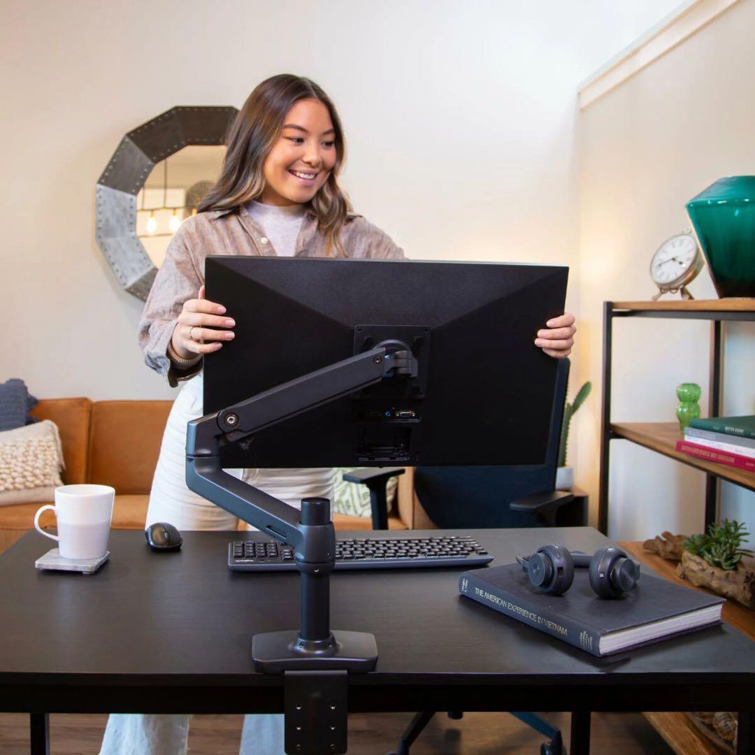 【新品】エルゴトロン LX モニターアーム マットブラック　45-241-224