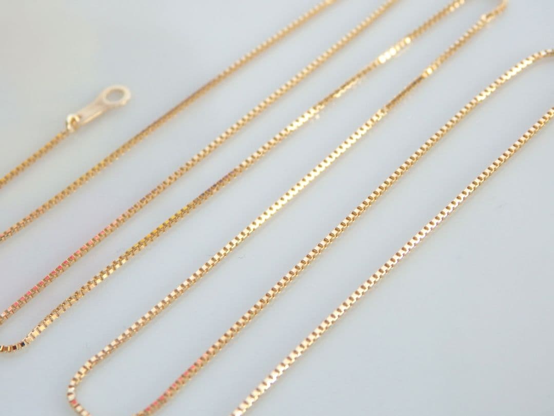 emiko　k18ネックレス　ベネチアンチェーン　0.7㎜幅　つけっぱなし