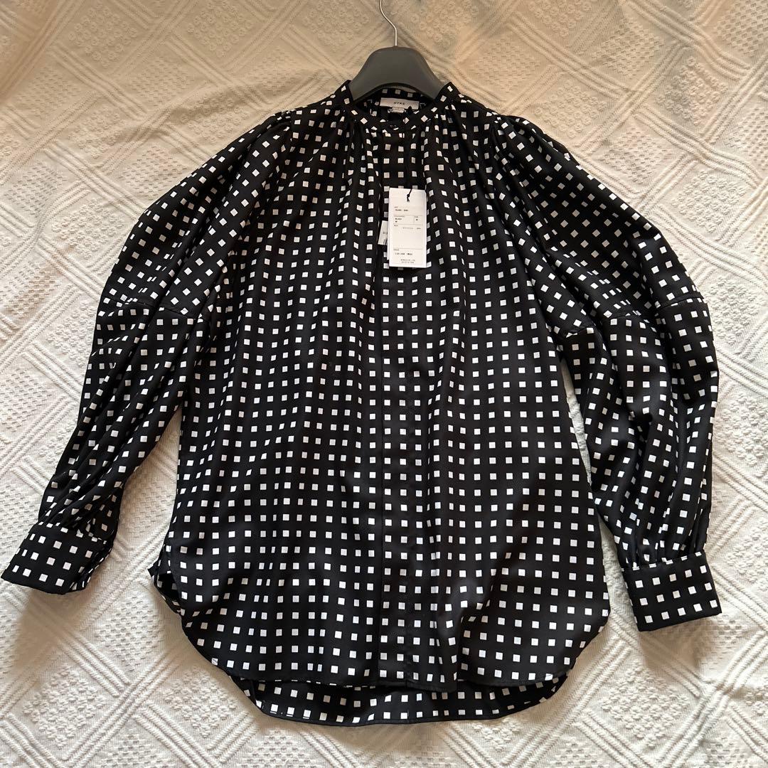 週末限定お値下げ1/23〜1/2523時迄 HYKE 2023AW 長袖ブラウス