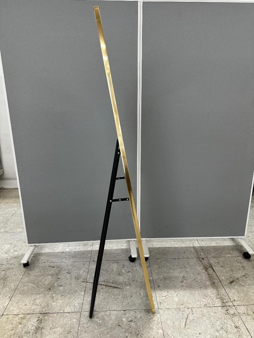 鏡　姿見　スタンドミラー　ウェーブミラー　ゴールド