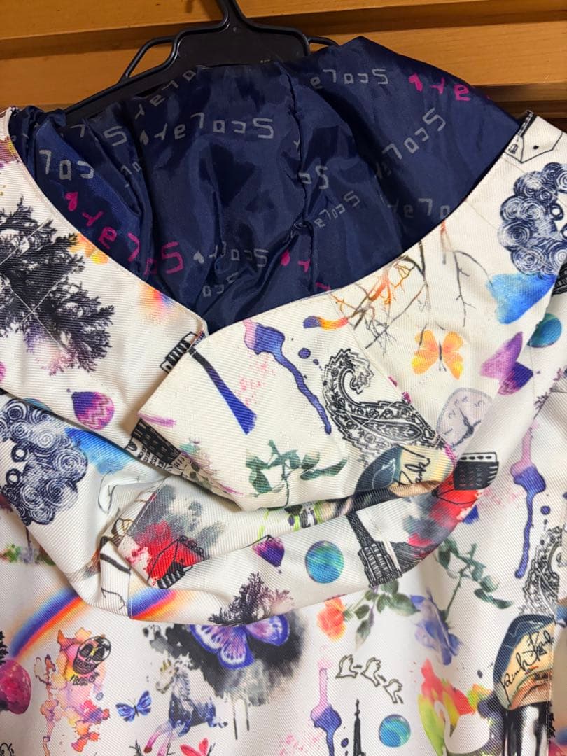 【ほぼ美品】ScoLar スノーボード ウェア 上下　セット スカラー M 総柄