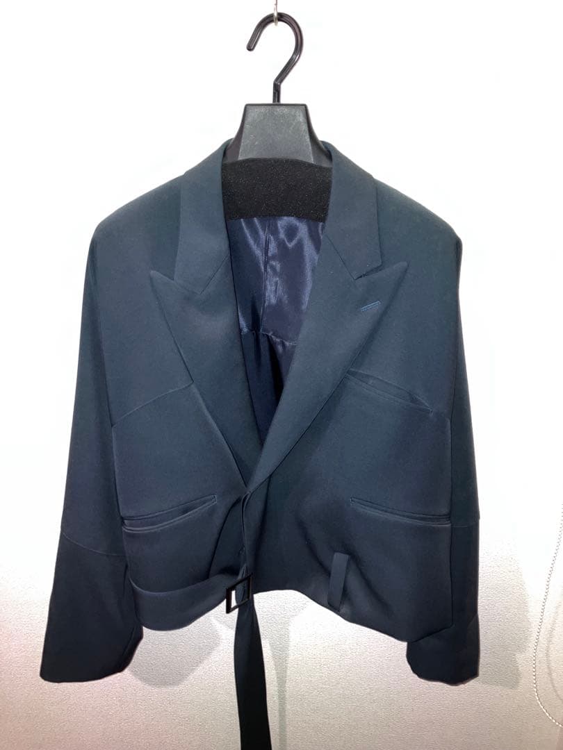 きょん sublationsのダークグレー ベストとジャケットのセット