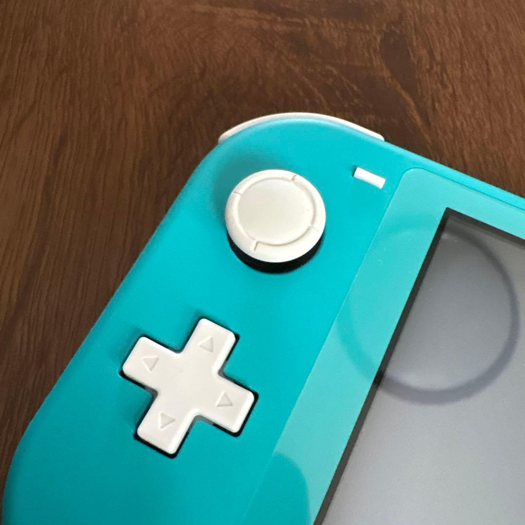 Switchライト　本体＋ポケモン、あつ森　ケース付き