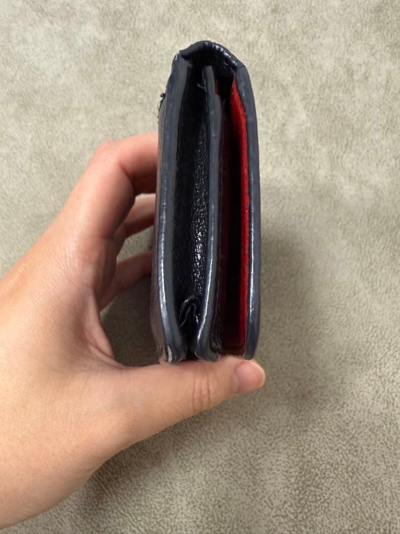 MIU MIU 名刺入れ ブラック レッド