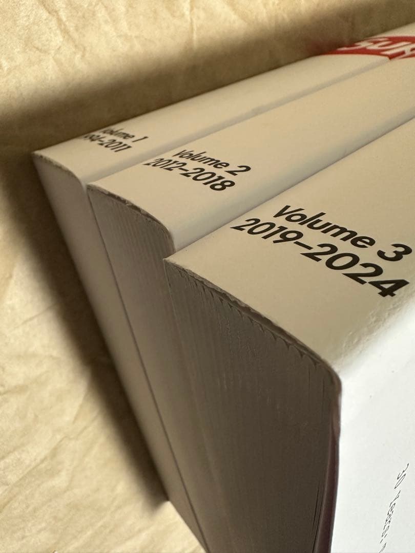 アート・デザイン・音楽 supreme 30 years t-shirts 1994-2024 book