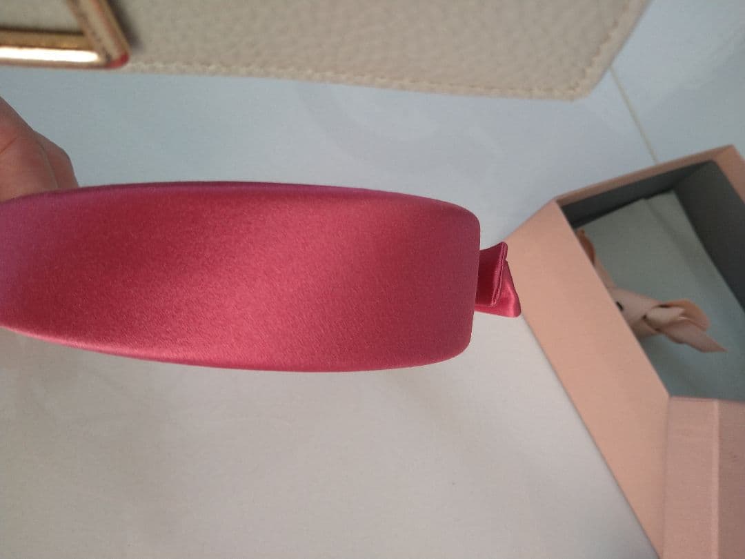 SALE！ミュウミュウ　リボン　カチューシャ