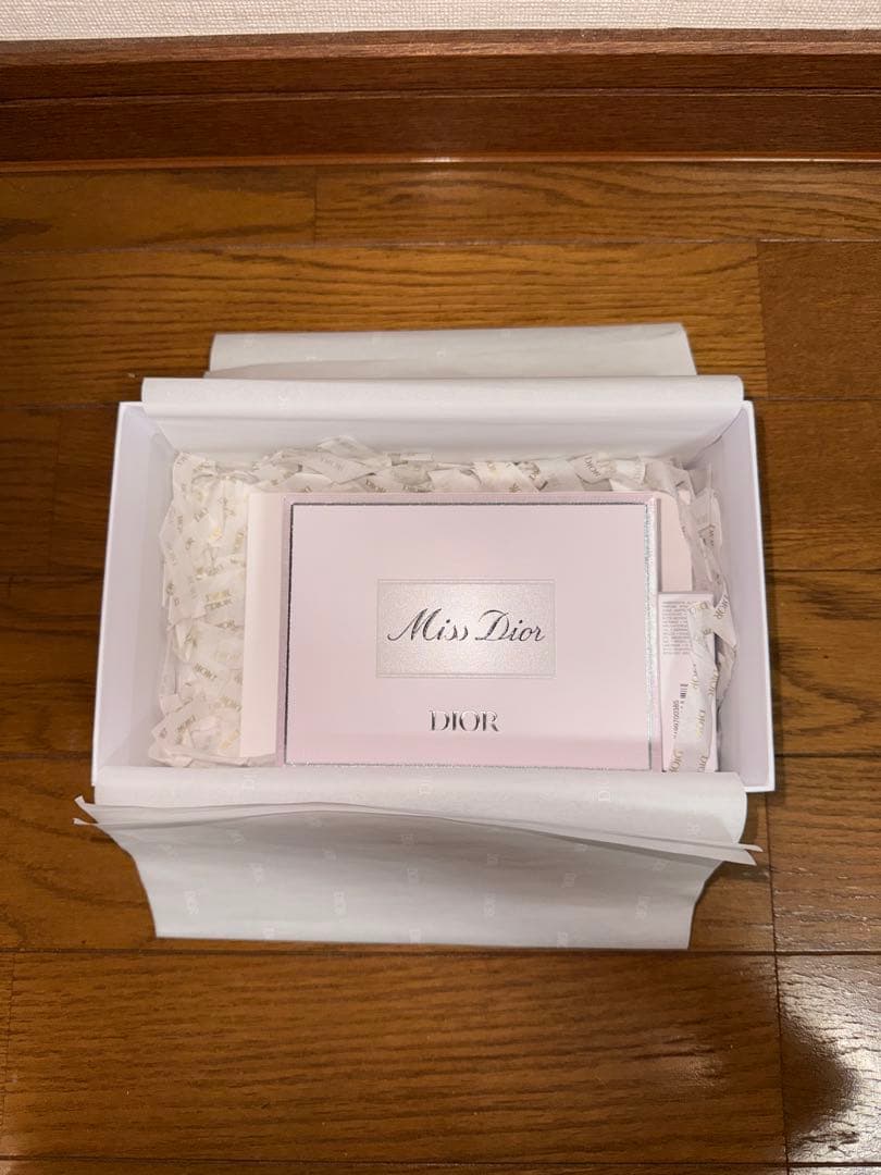 CHRISTIAN DIOR ギフトボックス