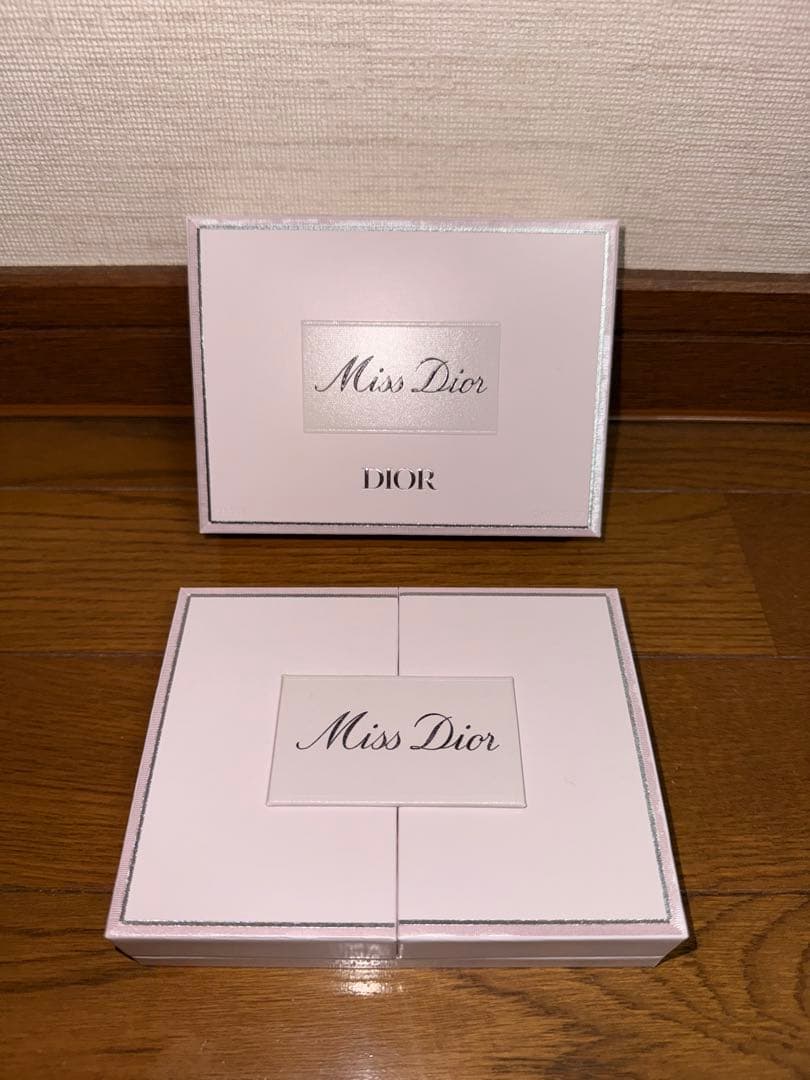 CHRISTIAN DIOR ギフトボックス