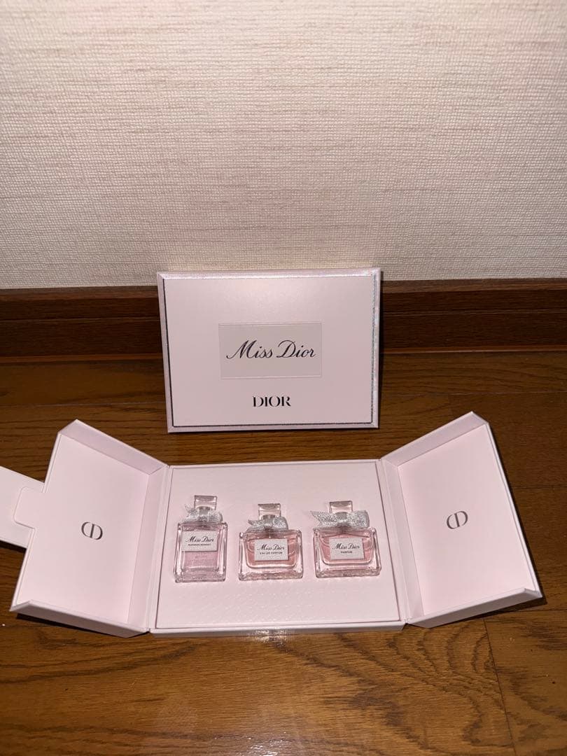 CHRISTIAN DIOR ギフトボックス