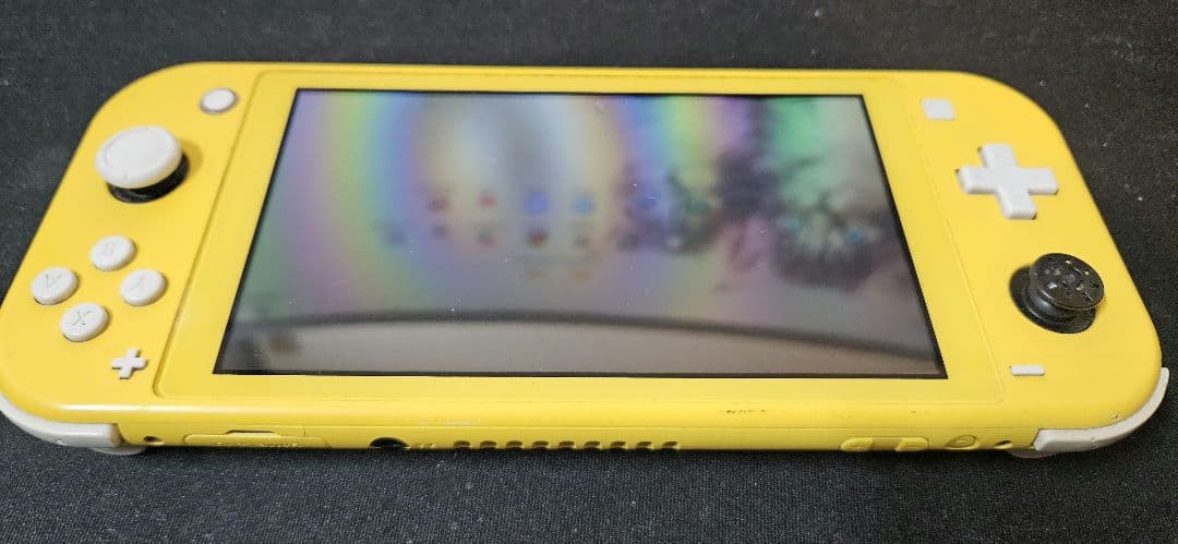 Nintendo Switch Lite イエロー 傷有り