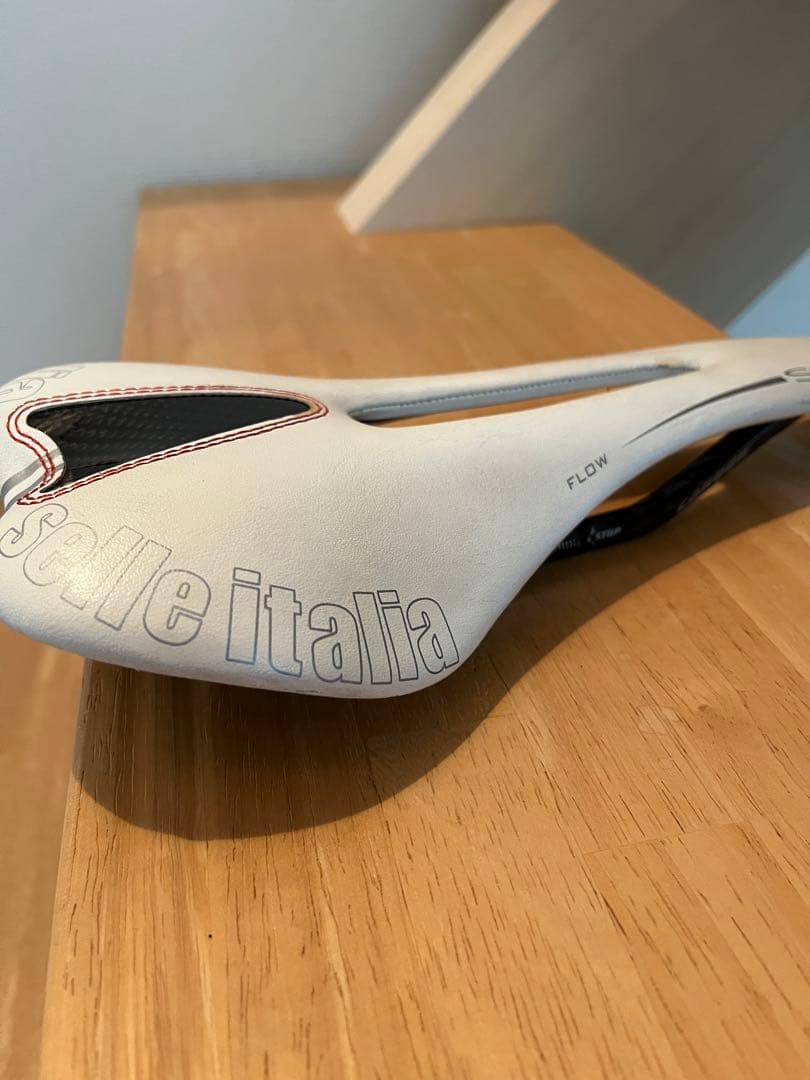 中古　セライタリア SLR Kit Carbonio Flow