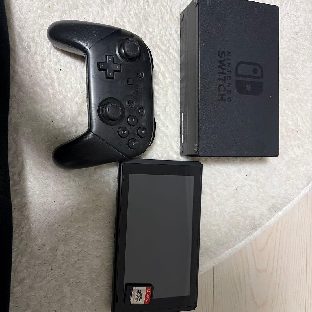 Nintendo Switch プロコントローラー付き　スマブラ付ケース付属