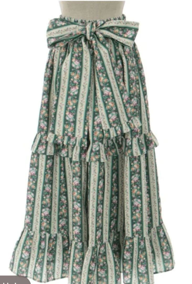 3点セット　ストライプ花柄ロングスカート　ブラウス　ペチスカート