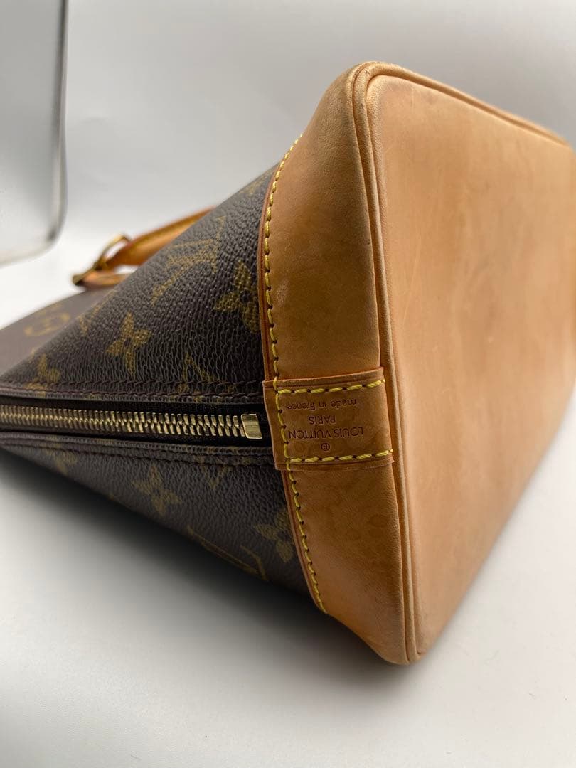 Louis Vuitton モノグラム ハンドバッグ アルマ 鍵付き