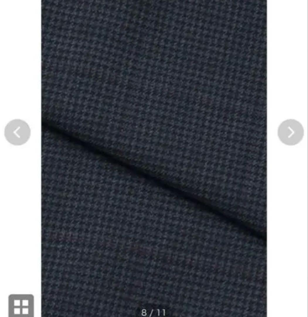 ダークネイビー スカートスーツ、ブラウス