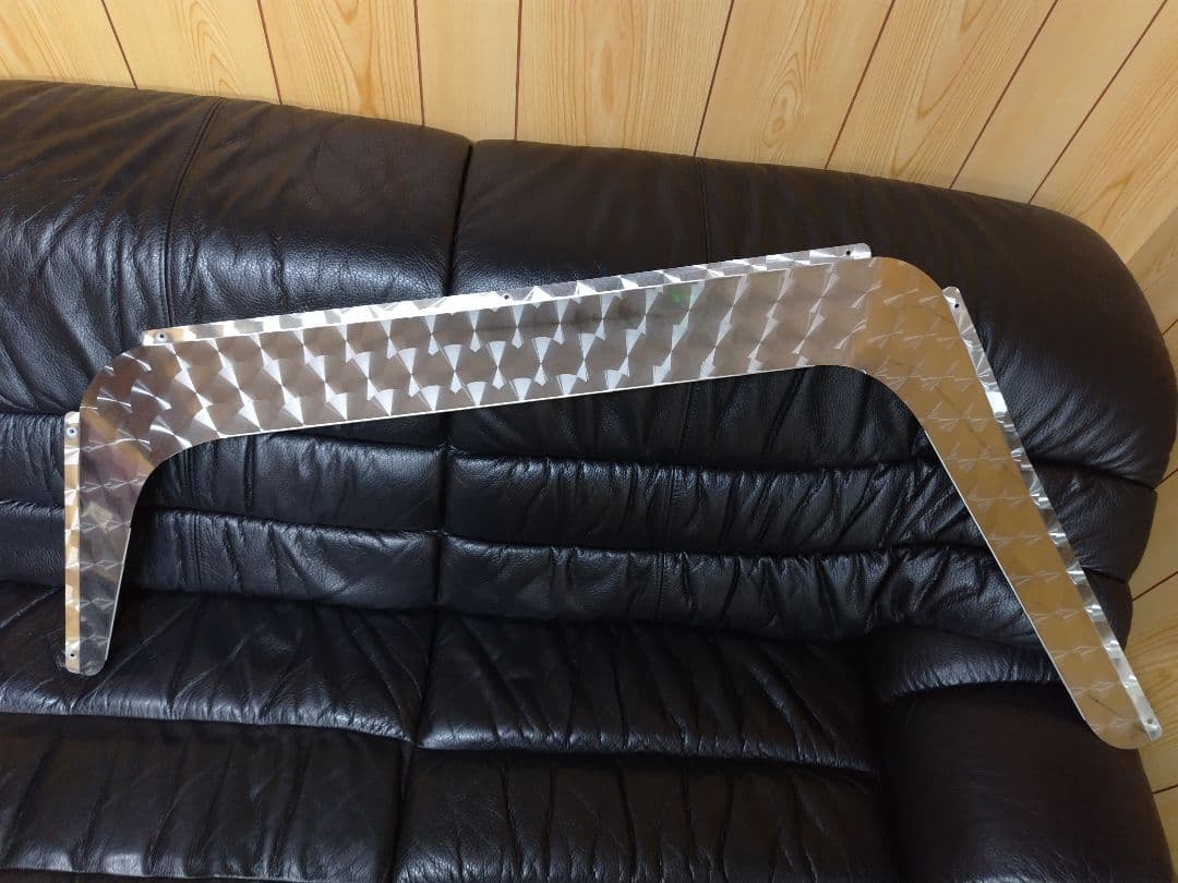 グラプロのドアバイザー