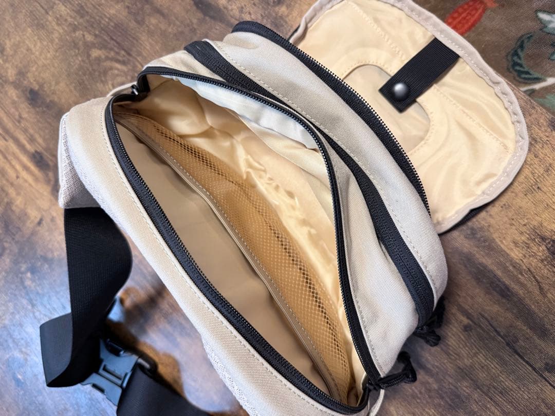 Hugoo Dual Hip Seat（ベージュ） ハグーヒップシート