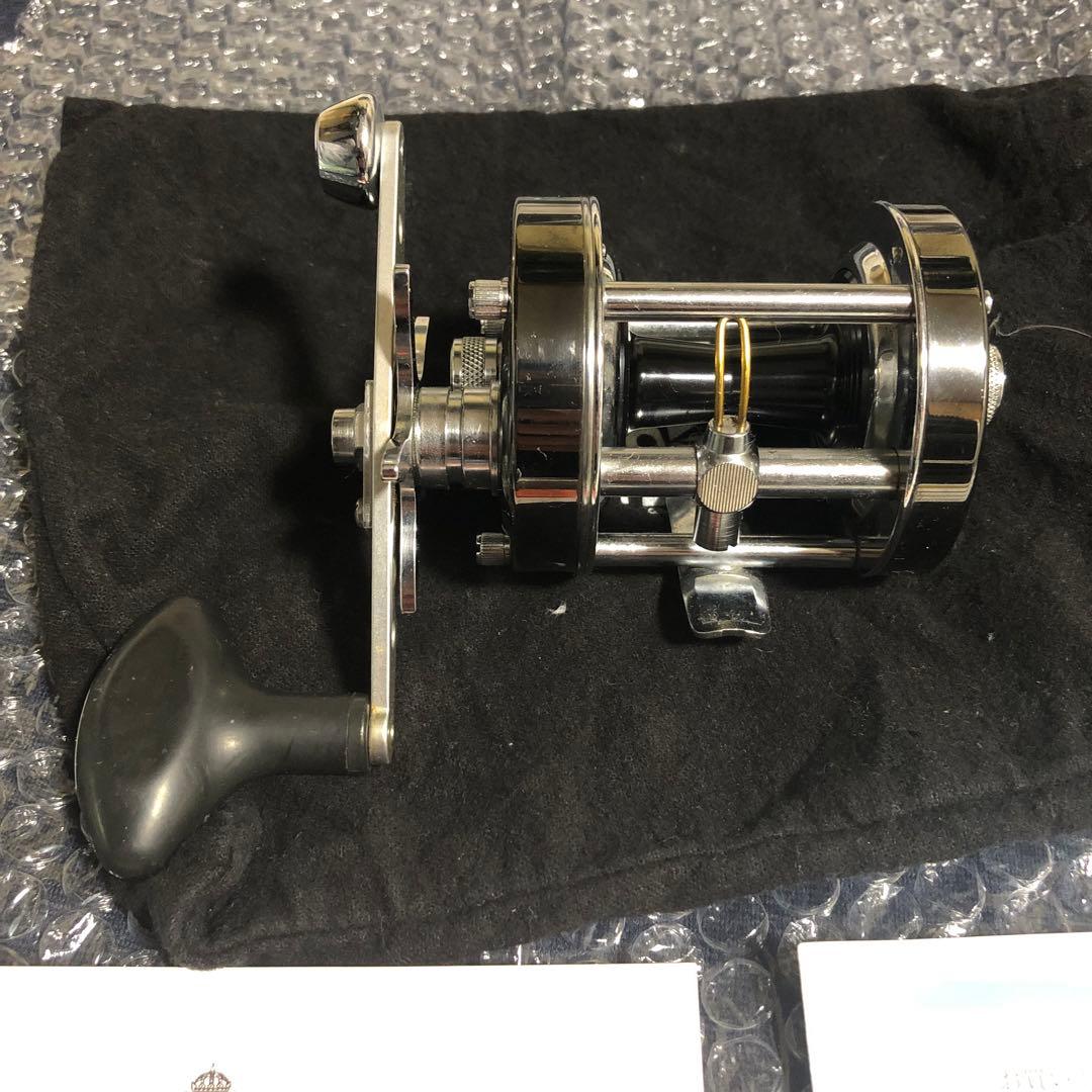 【美品】ABU アブ　アンバサダー 6500CS ロケット　ガンナー　クローム