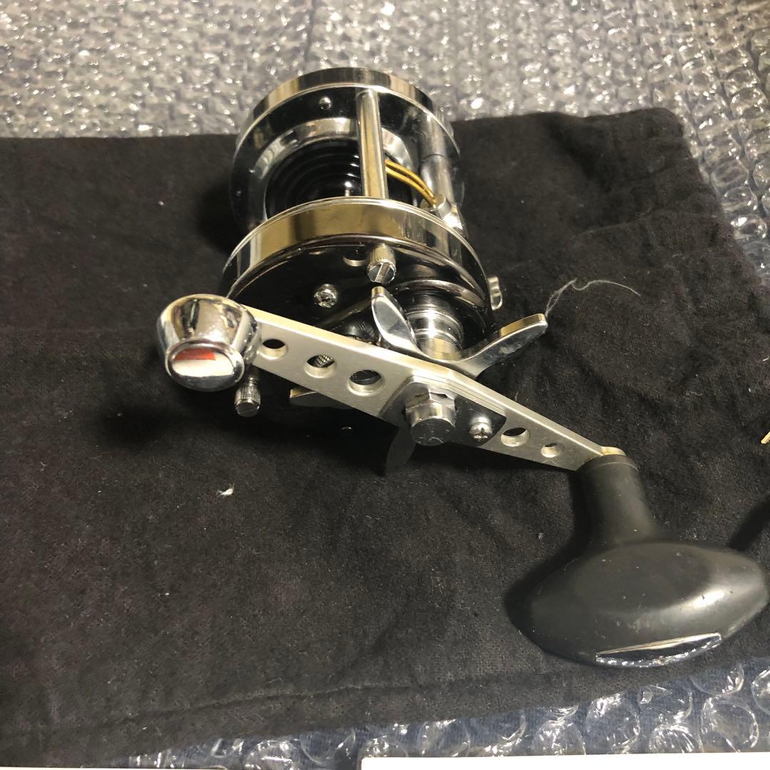 【美品】ABU アブ　アンバサダー 6500CS ロケット　ガンナー　クローム